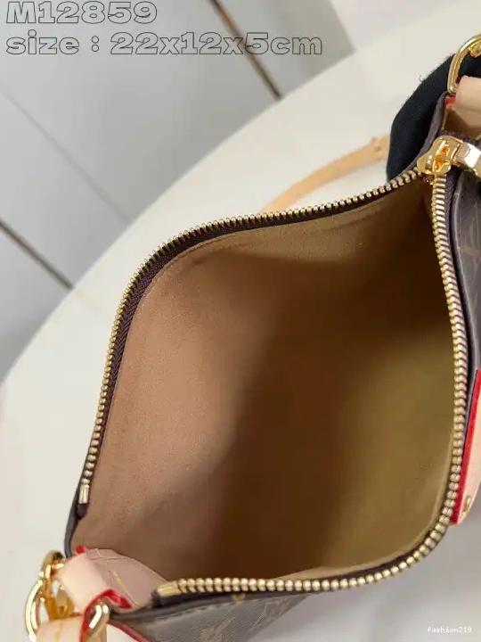 22 x x5.5CM 12 VUITTON Tirette Pochette - LOUIS 0401